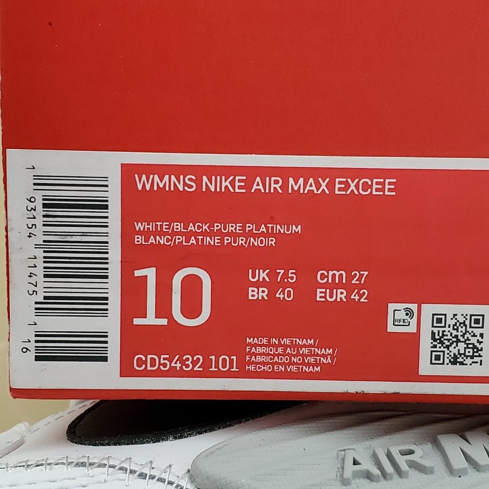 Nike Air Max Excee - Picture 11 of 13